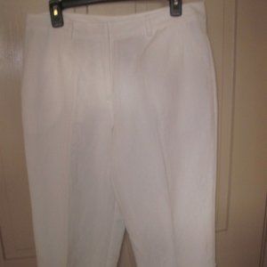 NWT Ruby Rd. Via Flora White Linen Capri, Sz. 10
